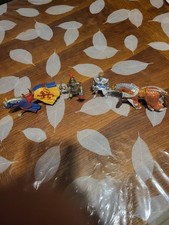 chevaliers armes cimier +