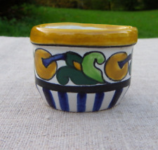 SALERON EN FAÏENCE SIGNÉ HB