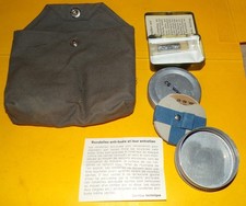 POCHETTE KIT DE NETTOYAGE POUR MASQUE NBC DE L'ARMEE SUISSE ,BON ETAT VOIR PHOTO