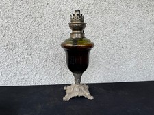 Lampe à pétrole ancienne en