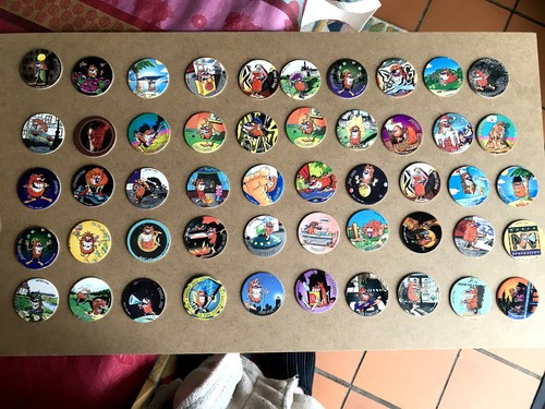 Lot 140 pogs - de,