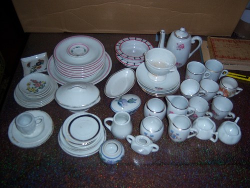 Ancienne dinette poupee - ancienne,