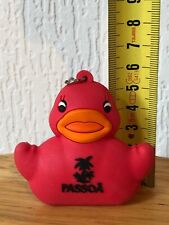 Porte clés Passoa canard rouge hauteur 6 cm