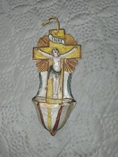 TRES ANCIEN BÉNITIER MURALE/NEVERS?/H.18,5/TERRE CUITE EMAILLé/A RESTAURER/CROIX