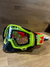 100% Strata Masque Cross