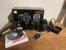 Kit appareil photo Nikon D40 Black reflex chargeur batterie Objectif AF-S DX Nik
