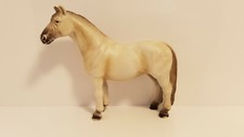 13228 Schleich Horse: White Mare ref : 1D3114