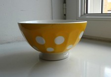 Ancien bol cuisine à côtes jaune à pois Faïencerie de Sarreguemines N° 4.