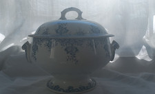 Antique French Soup Tureen, France H: 24cm W : 30cm