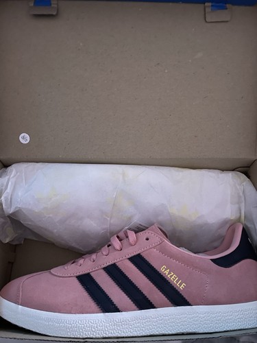 Iconic gazelle design perfect - iconic,