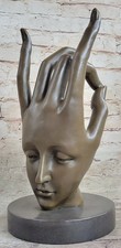 Salvador Dali ¨ Large Main Bronze Sculpture Signée Scellé Figurine Affaire