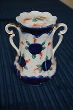 Saupoudreuse en porcelaine de valentine ou de bayeux