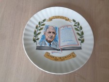 ASSIETTE  LIVRE PORTRAIT GENERAL DE GAULLE 1890-1970 EN PORCELAINE NEM