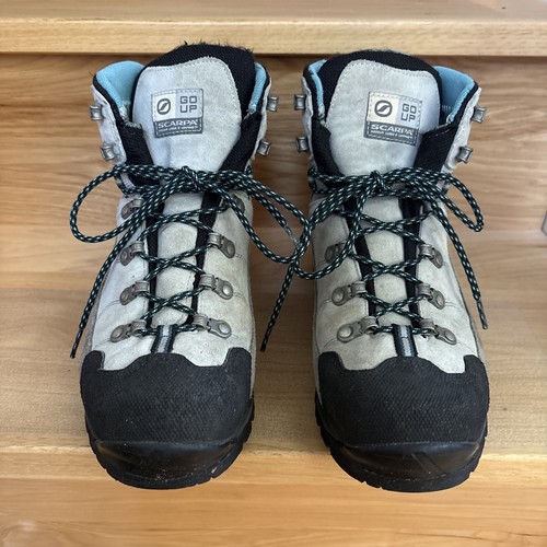 Scarpa grey suede - up,