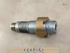 pivot de bras oscillant droit