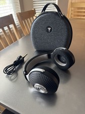 FOCAL ELEGIA GREAT CONDITION