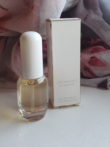 Miniature aromatics in - ,