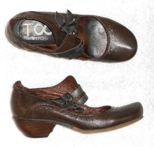 T8 BY VIRUS escarpins babies cuir marron foncé & gris (brides) P 37 TBE