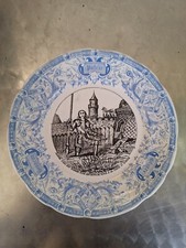 ANCIENNE ASSIETTE PARLANTE JEANNE D'ARC BLESSÉE DIGOIN SARREGUEMINES ROYAUTÉ