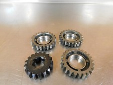 Pignon de boite divers Suzuki