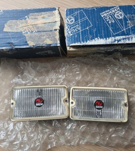 Peugeot 205 gti foglight - gti,