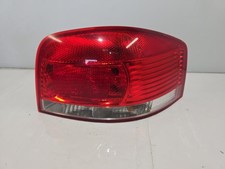 Feu arriere principal droit