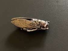 Ancienne Broche  " cigale " -  En Métal Argenté