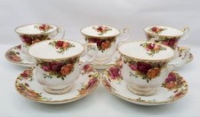 Ensemble de 5 soucoupes Royal