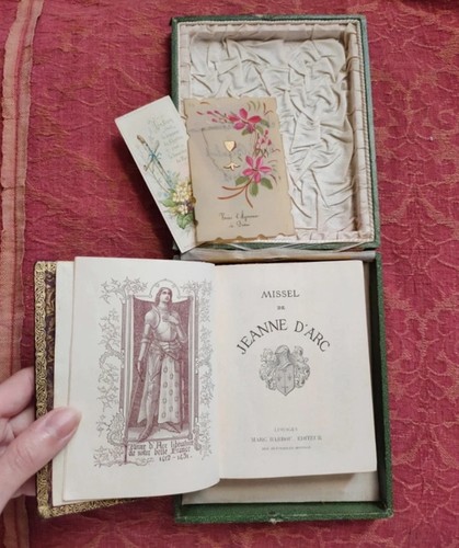 Ancien missel romain jeanne - missel,