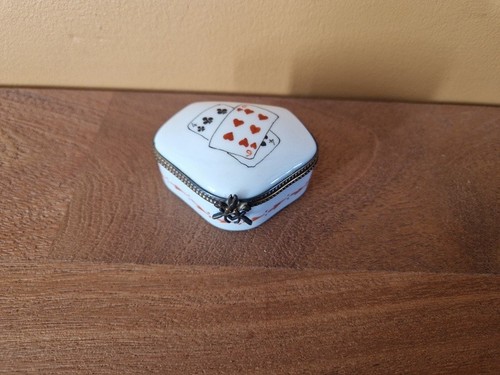 Boite pilulier porcelaine - boite,