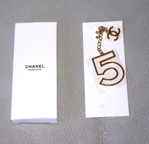 Chanel charm porte - , n°