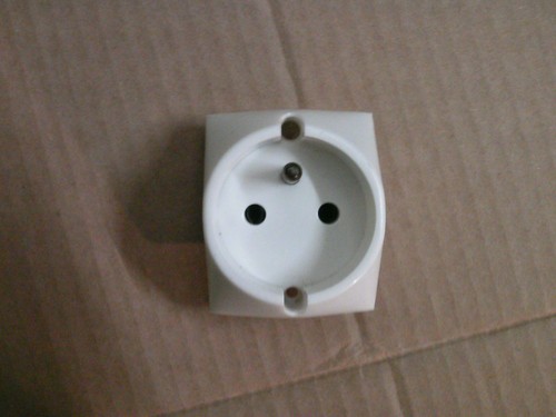 Prises mistral 890 10 - mistral, 10/16