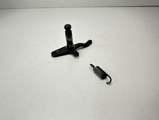 AXE PEDALE FREIN ARRIERE