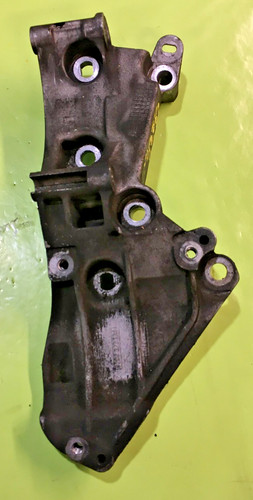 Support accessoires moteur - accessoires, /