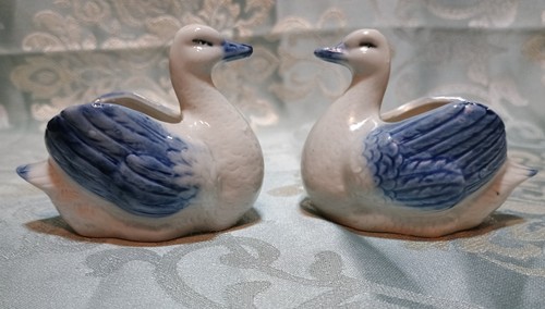 Cygnes porcelaine - cygnes, en