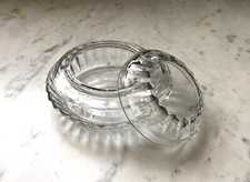 Boite rond ART DECO cristal signé BACCARAT modèle MONIQUE bijoux Bonbonnière