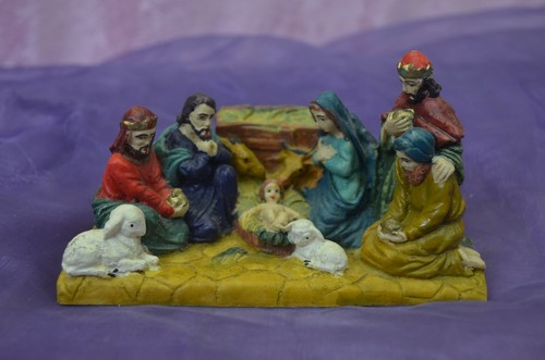 Ancienne creche resine noel - ancienne, en