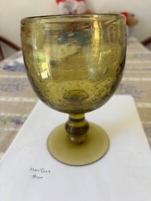 Verrerie de Biot cocktail /coupe  bullé couleur vert jaune, hauteur 17 cm