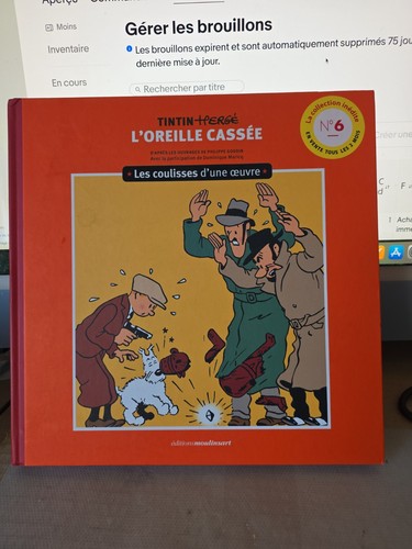 Tintin livre l - :, oreille