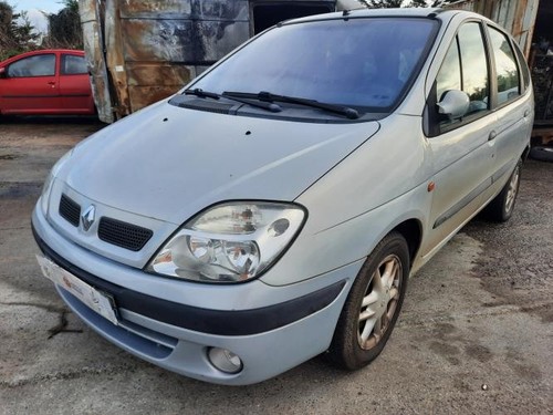 Cache sous moteur - , renault