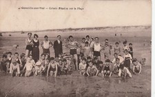 CPA 50 GOUVILLE sur MER Colonie Fénelon sur la Plage