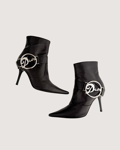 Bottes talons femme - à,