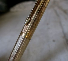 RARE STYLO PLUME PARKER 75