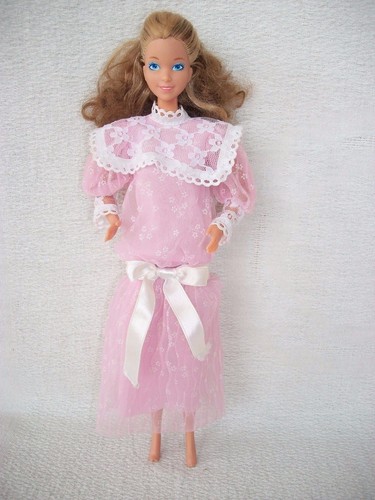 Barbie vintage maman - ★,
