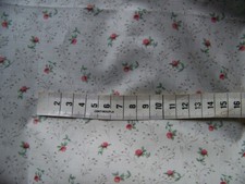 COUPON DE TISSU PETITES FLEURS FOND BLANC - TIS 9