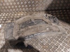 Pare Boue Avant Droit Partie