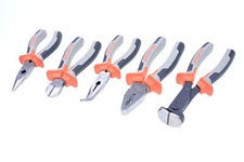 Pince Universelle Aqbau, Pince