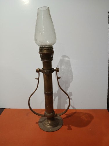 Ancienne lampe marine - , à