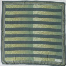 -Superbe Foulard JEAN PATOU