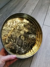 Plateau métallique décoré